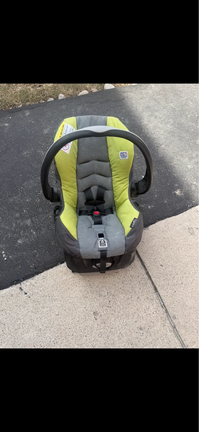 Evenflo-LiteMax Infant-Car Seat - photo 3