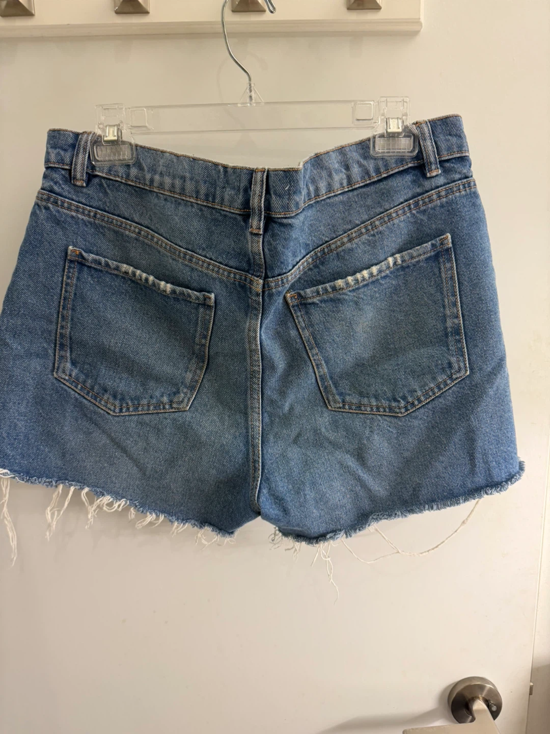 Zara Denim Cut-Off Shorts Sz 10 - photo 4