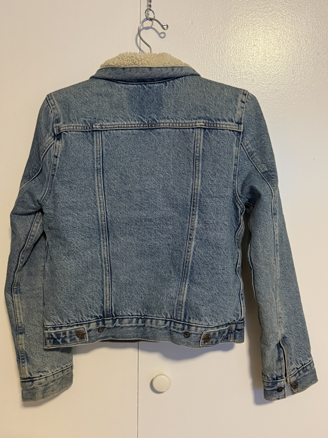 Levi's Sherpa Lined Denim Trucker Jacket - photo 2