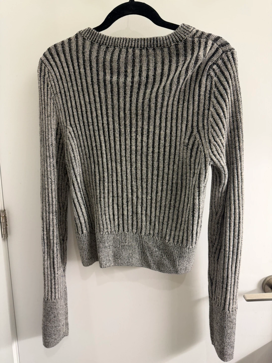 H&M grey zip up sweater sz L - photo 3