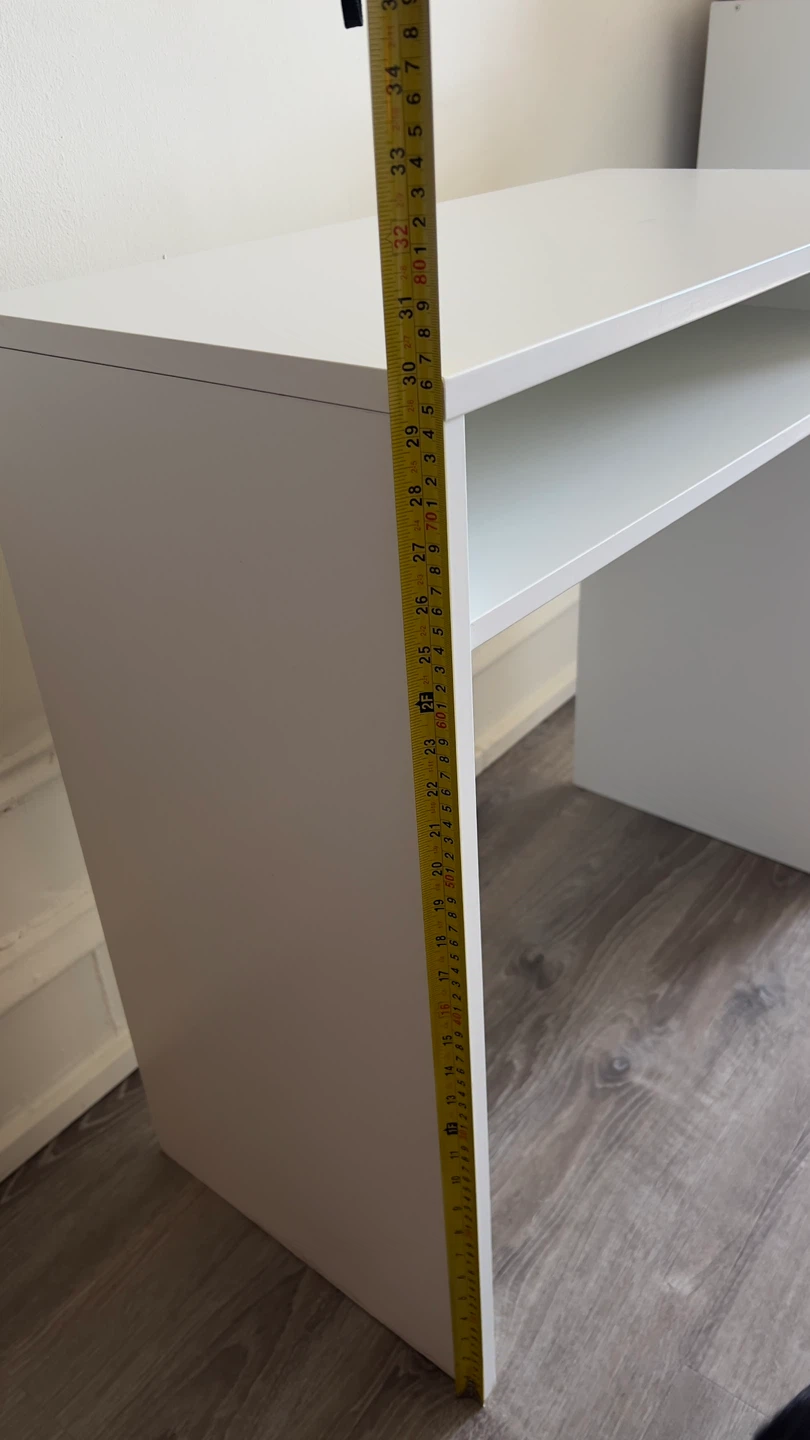 White Table with Shelf - photo 2