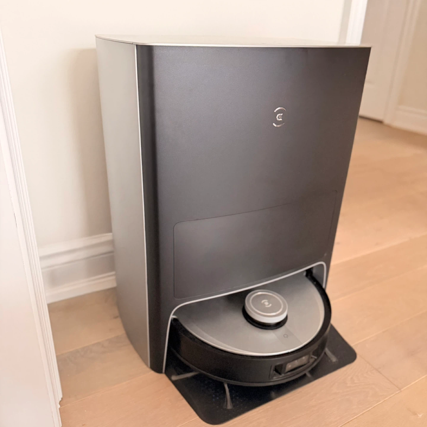 ECOVACS DEEBOT x 1 Omni Robot Vacuum & Mop Combo