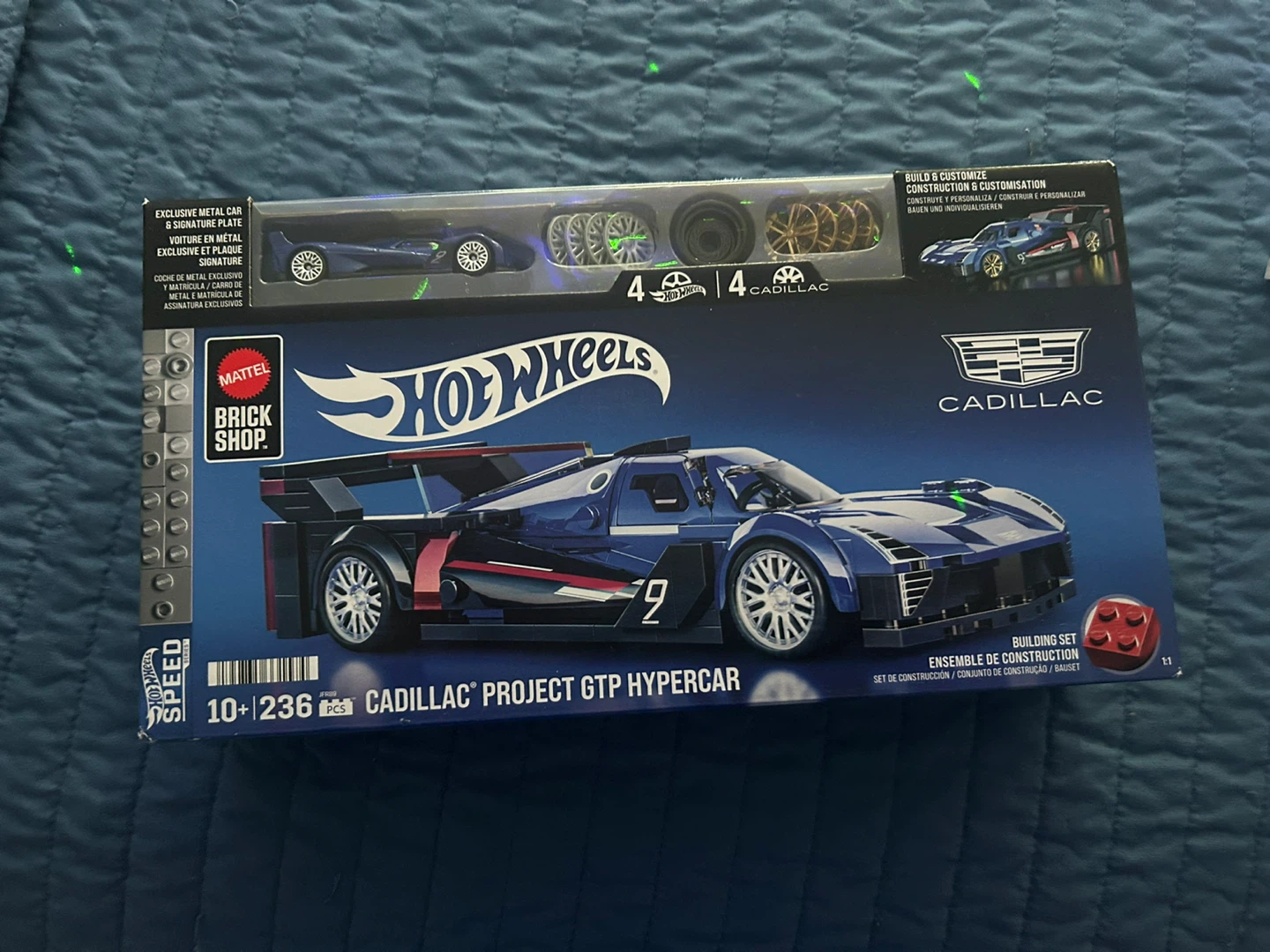 BNIB: Hot Wheels Cadillac Mattel Bricks