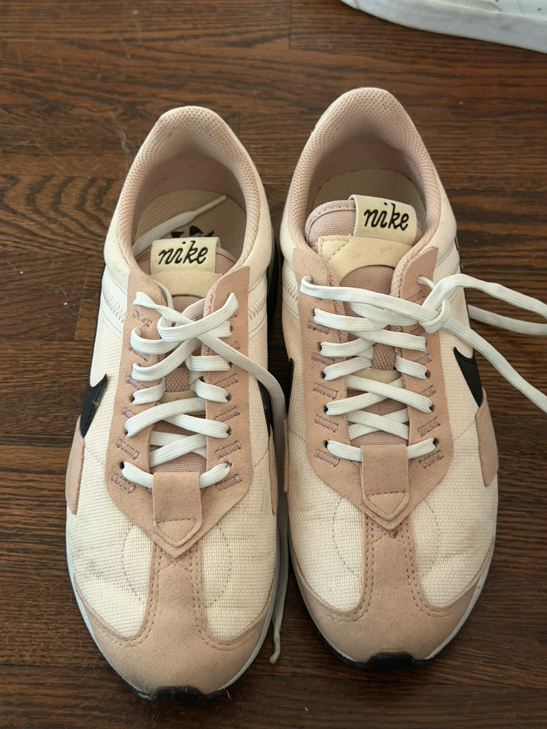 Nike Women's Shoes - photo 4