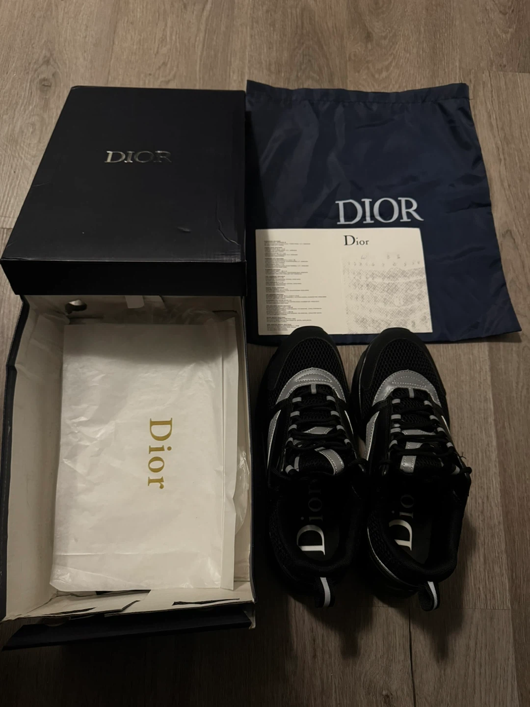 DIOR B22s Black