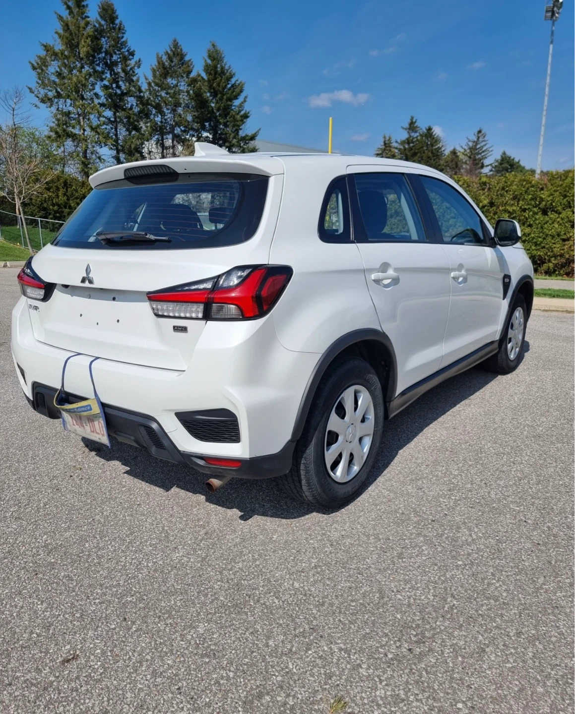 White Mitsubishi RVR - photo 5