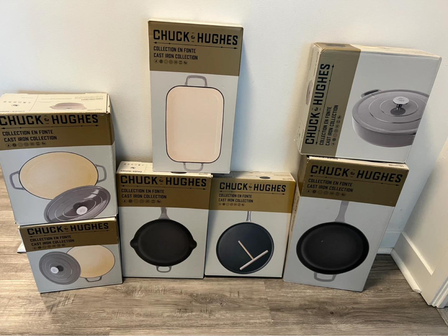 Set of ceramic covered cast-iron