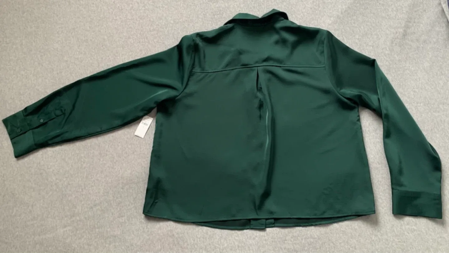 Hunter Green Button-Up Blouse - Size Large - photo 2