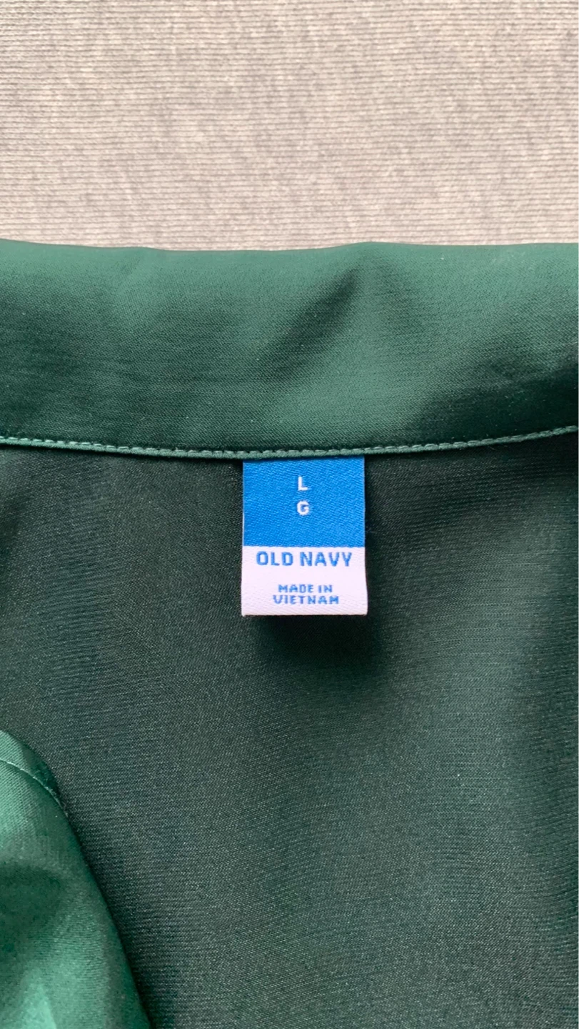 Hunter Green Button-Up Blouse - Size Large - photo 4