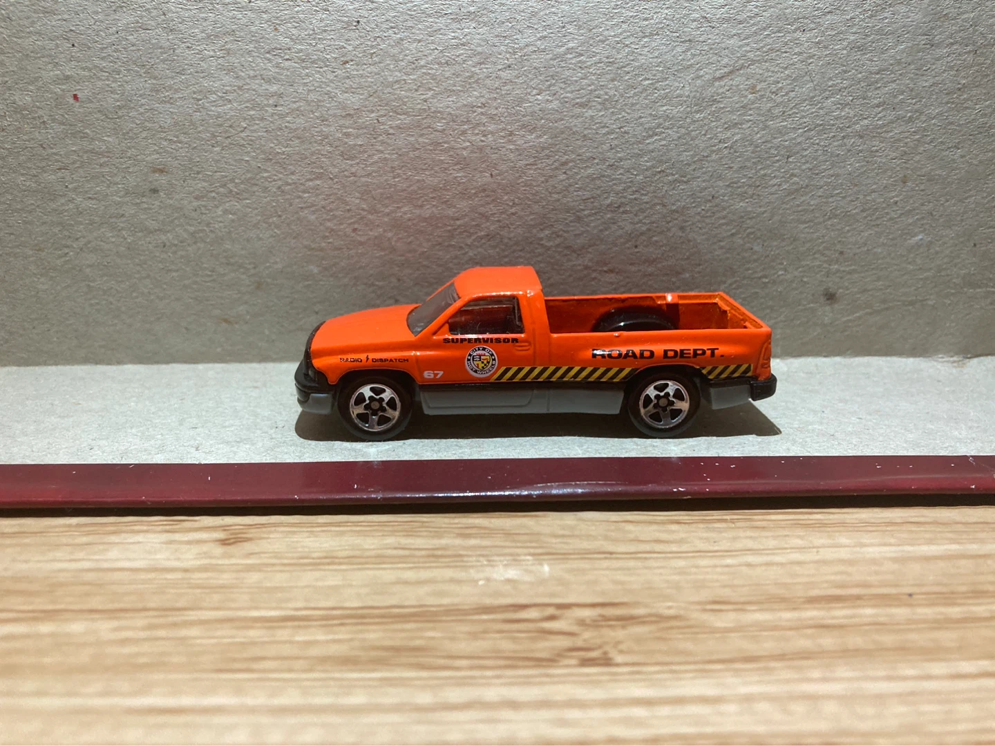 Hot Wheels Loose / Dodge Ram Truck / Road Department Supervisor - photo 3