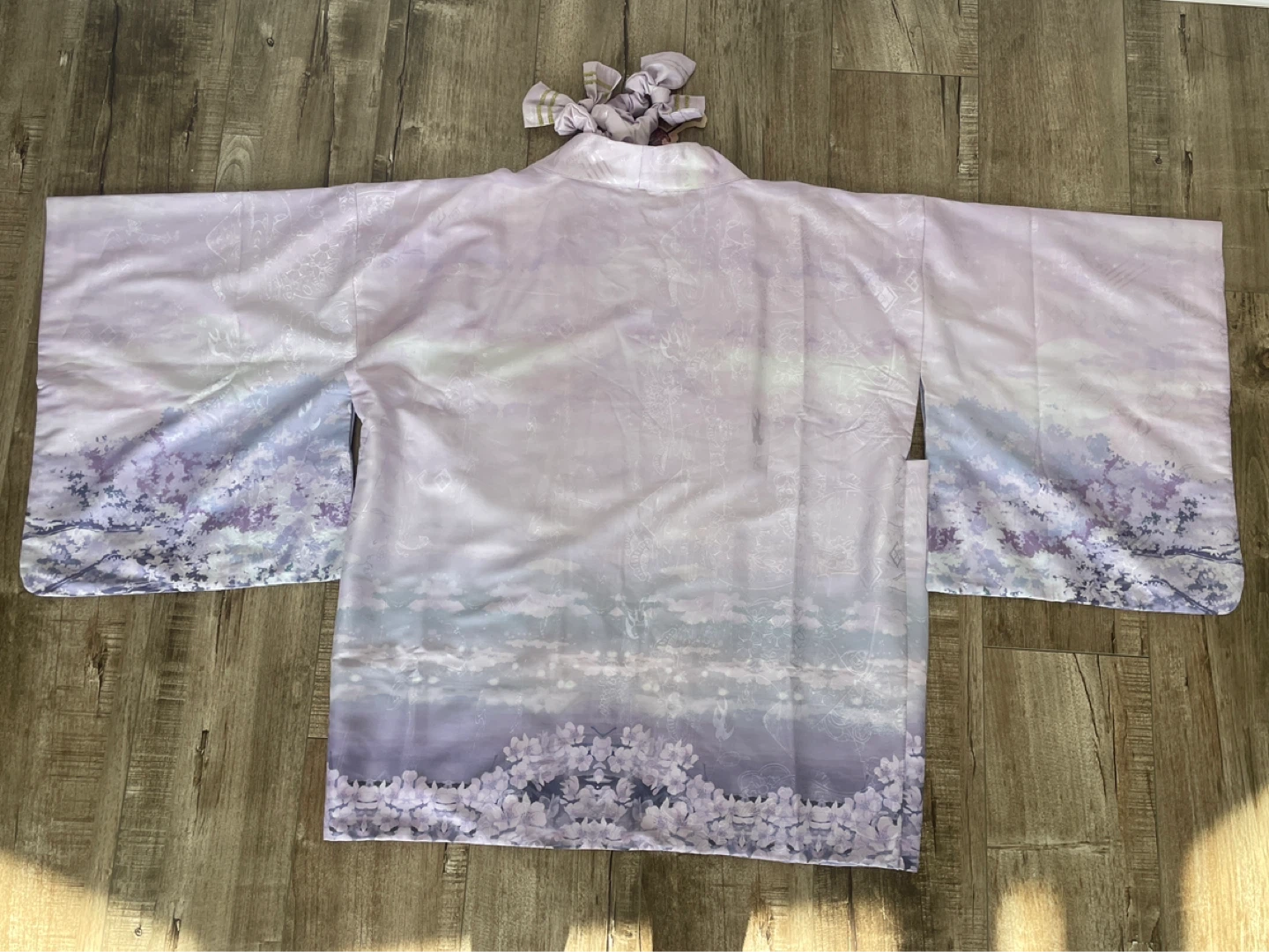 BRAND NEW 🥕 Light Purple Floral Kimono Jacket & 2 Scrunchies - photo 2