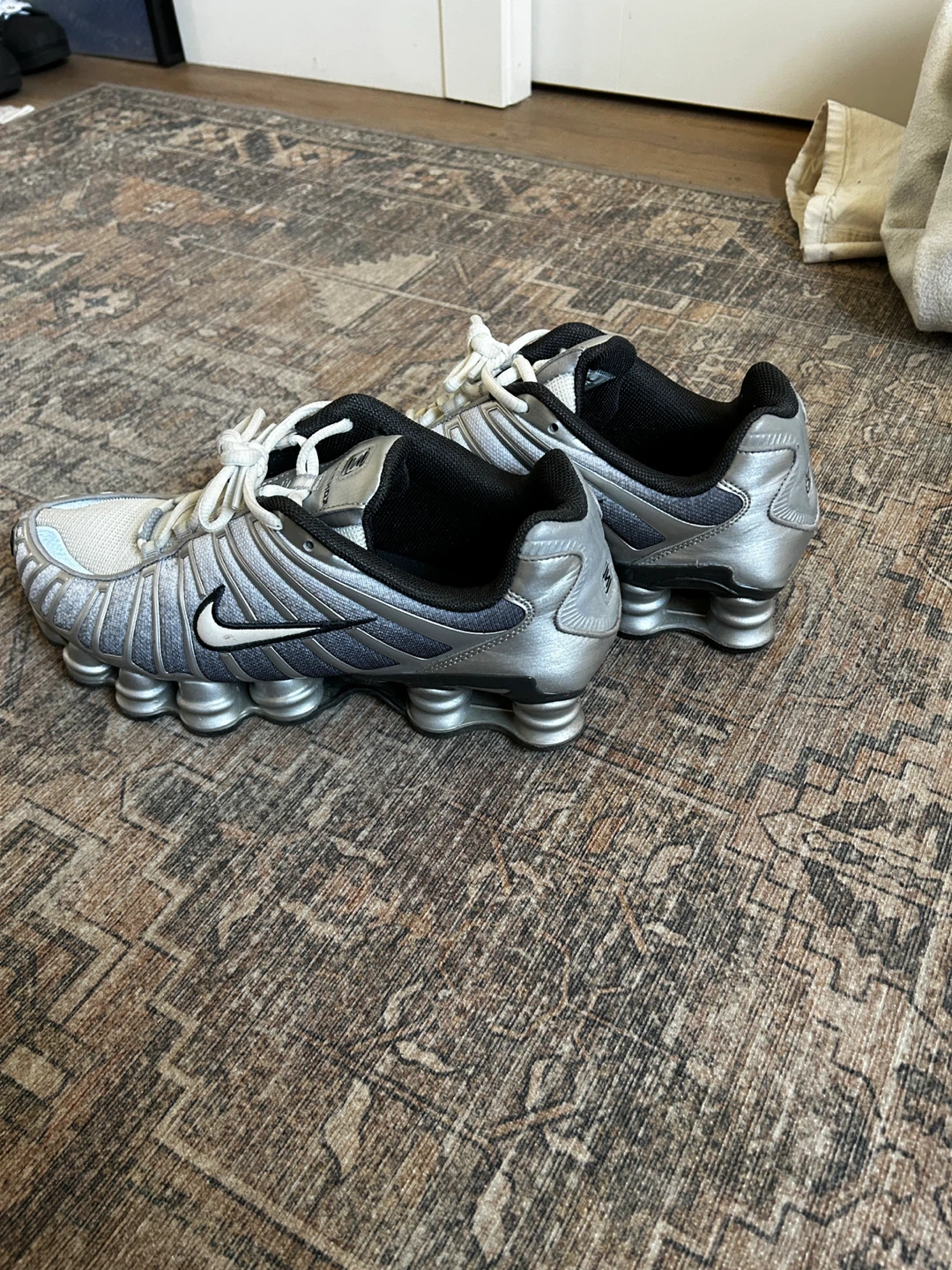 Nike Shox NZ Men's Running Shoes