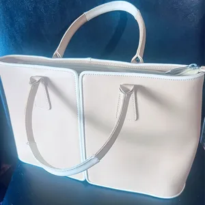 CALDERONE Structured Tote