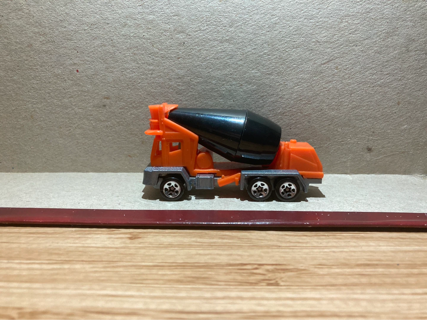 Hot Wheels Loose / Cement Truck / Road Department - photo 3