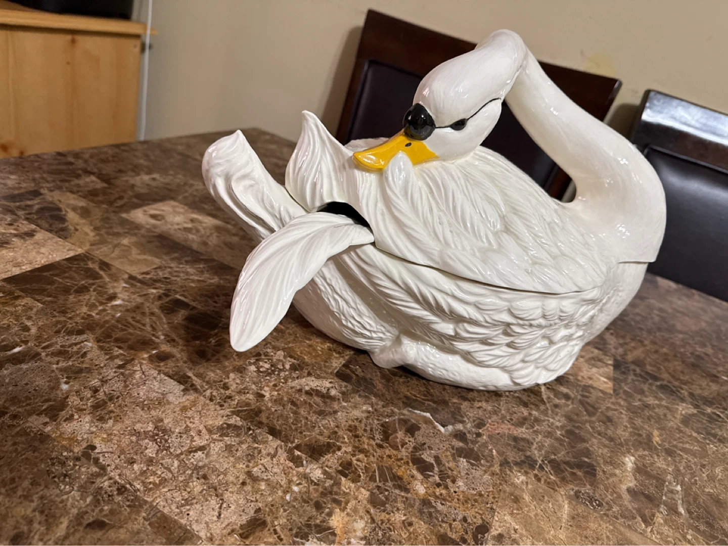 White Ceramic Swan Tureen with Ladle - photo 2