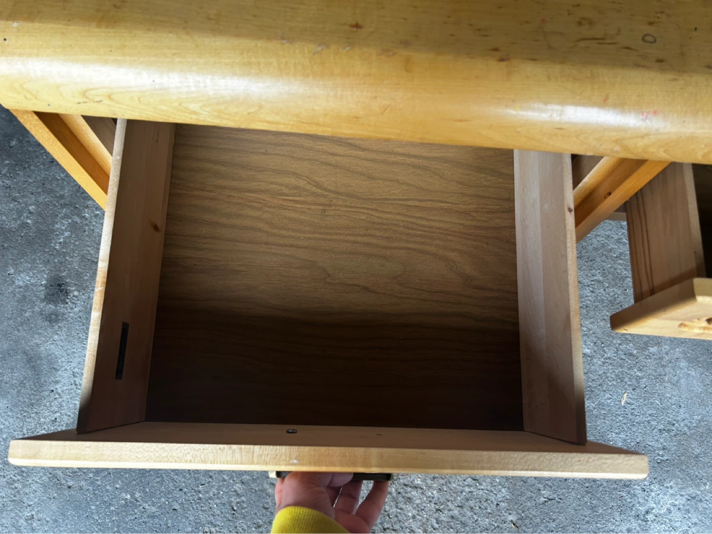 Light Wood Desk with Drawers - photo 4