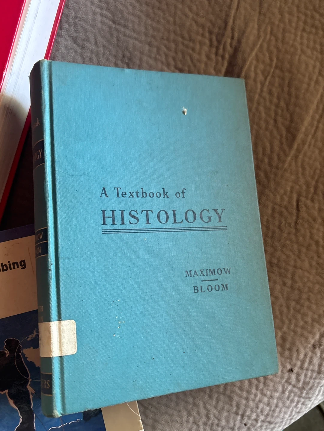 A Textbook of Histology - Maximow & Bloom - Seventh Edition