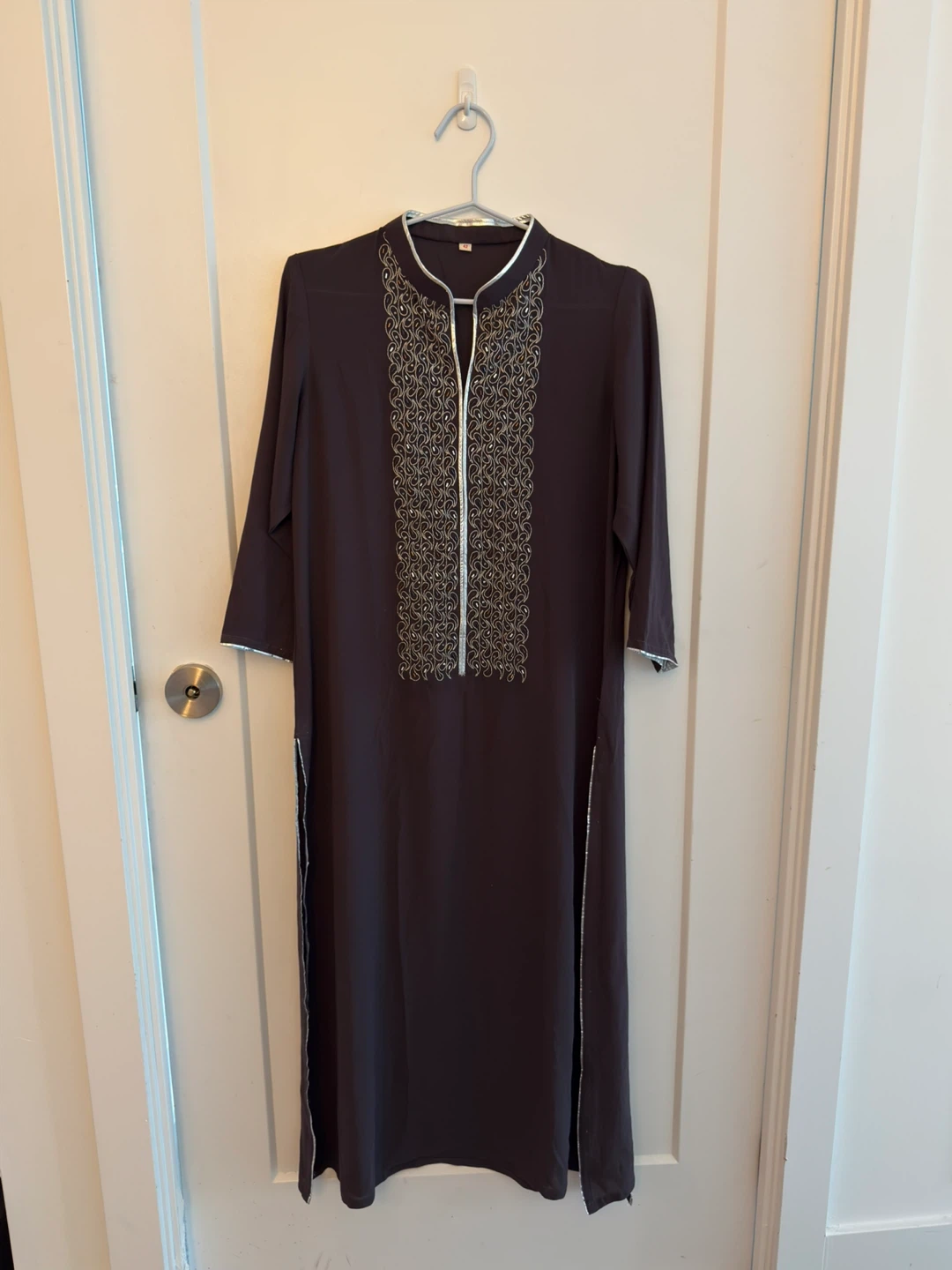 Women's Embroidered Kurti/Kameez (size M/L) - photo 2