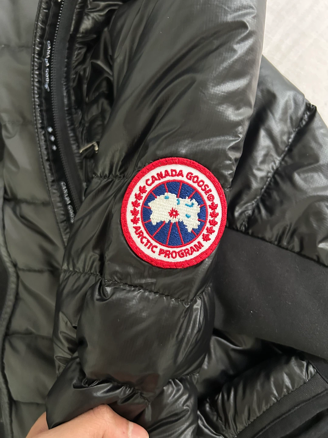 Canada Goose Hybridge Women  Black Down Puffer Jacket - photo 5