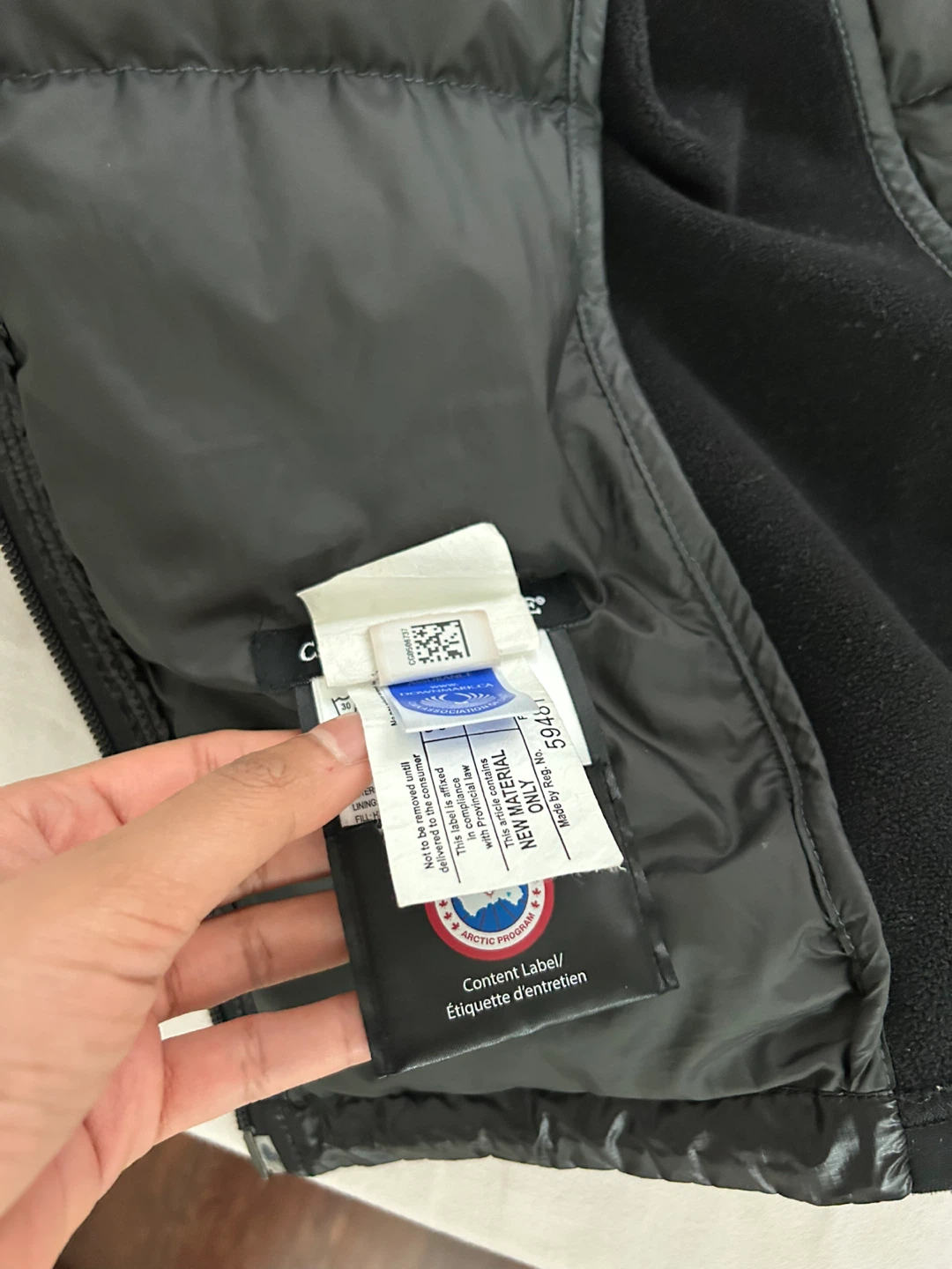 Canada Goose Hybridge Women  Black Down Puffer Jacket - photo 3