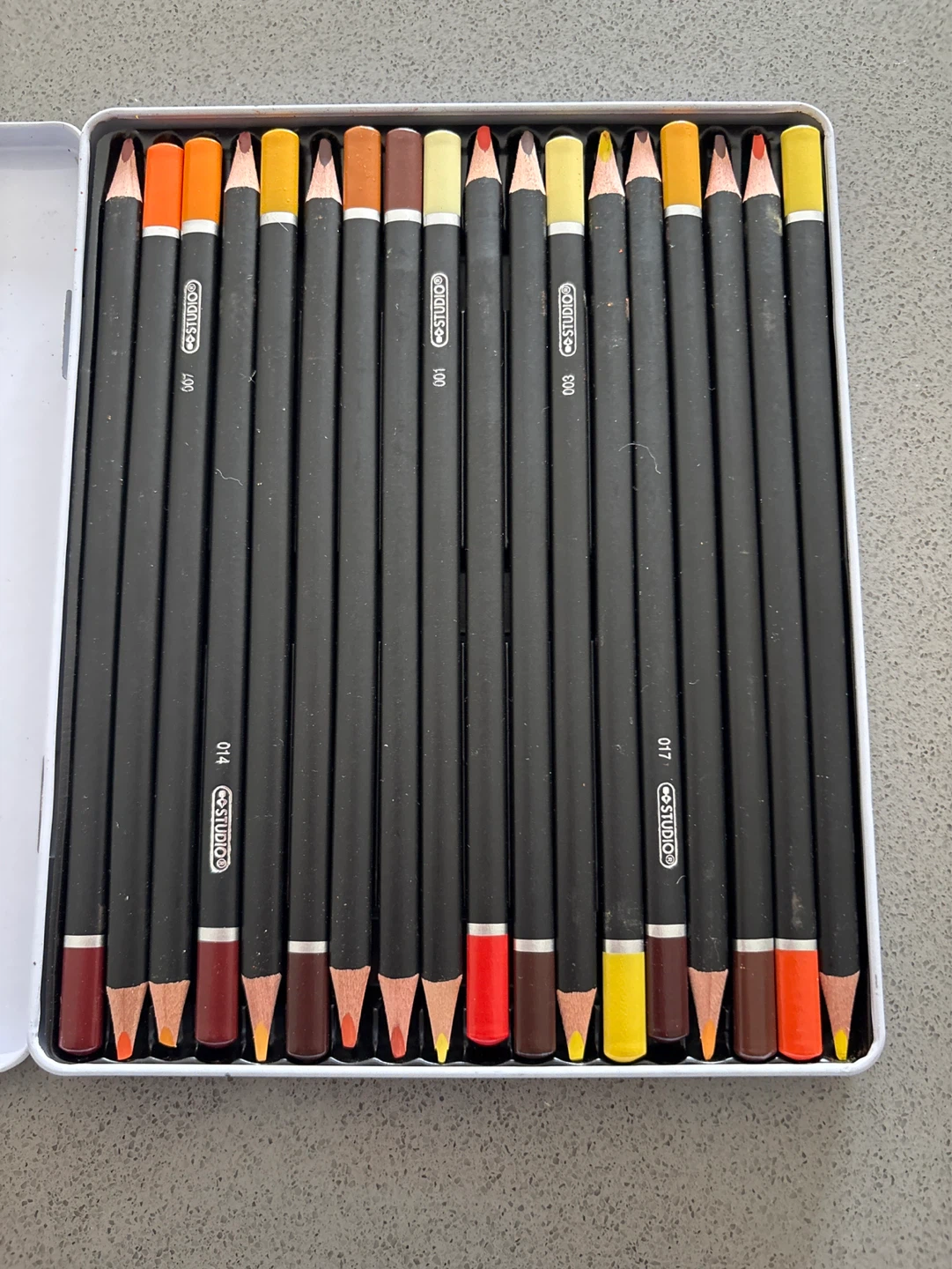 Watercolour and colour pencil set - photo 2