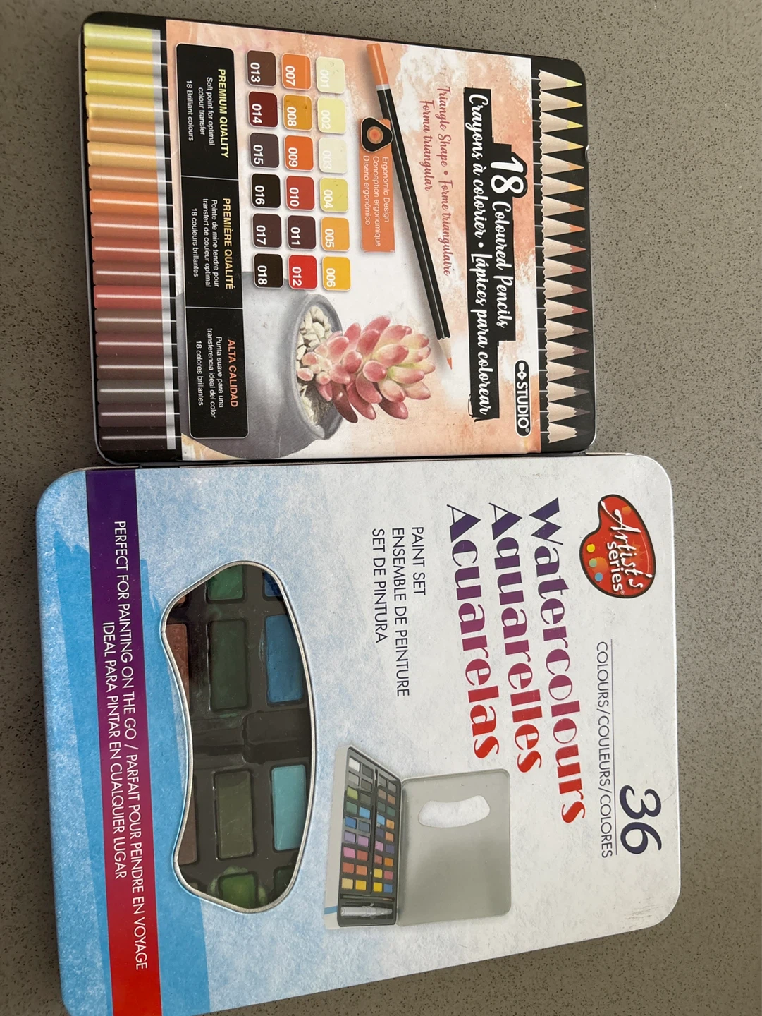 Watercolour and colour pencil set