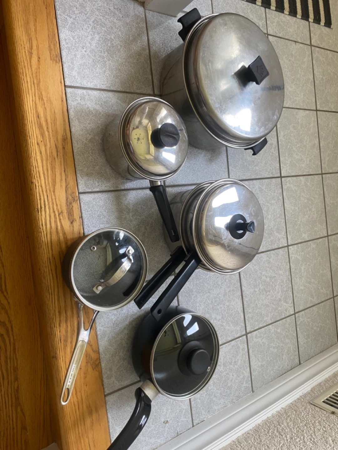 Assorted Pots and Pans Set with Lids