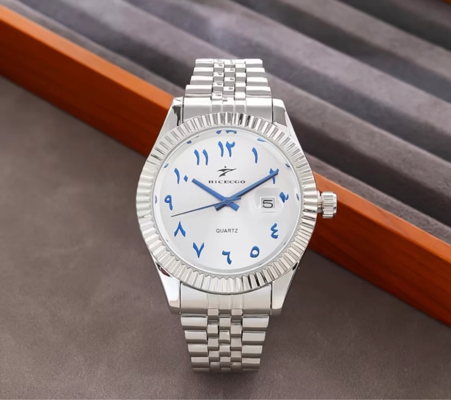 RICEGOO Quartz Watch - Arabic Numerals, Silver