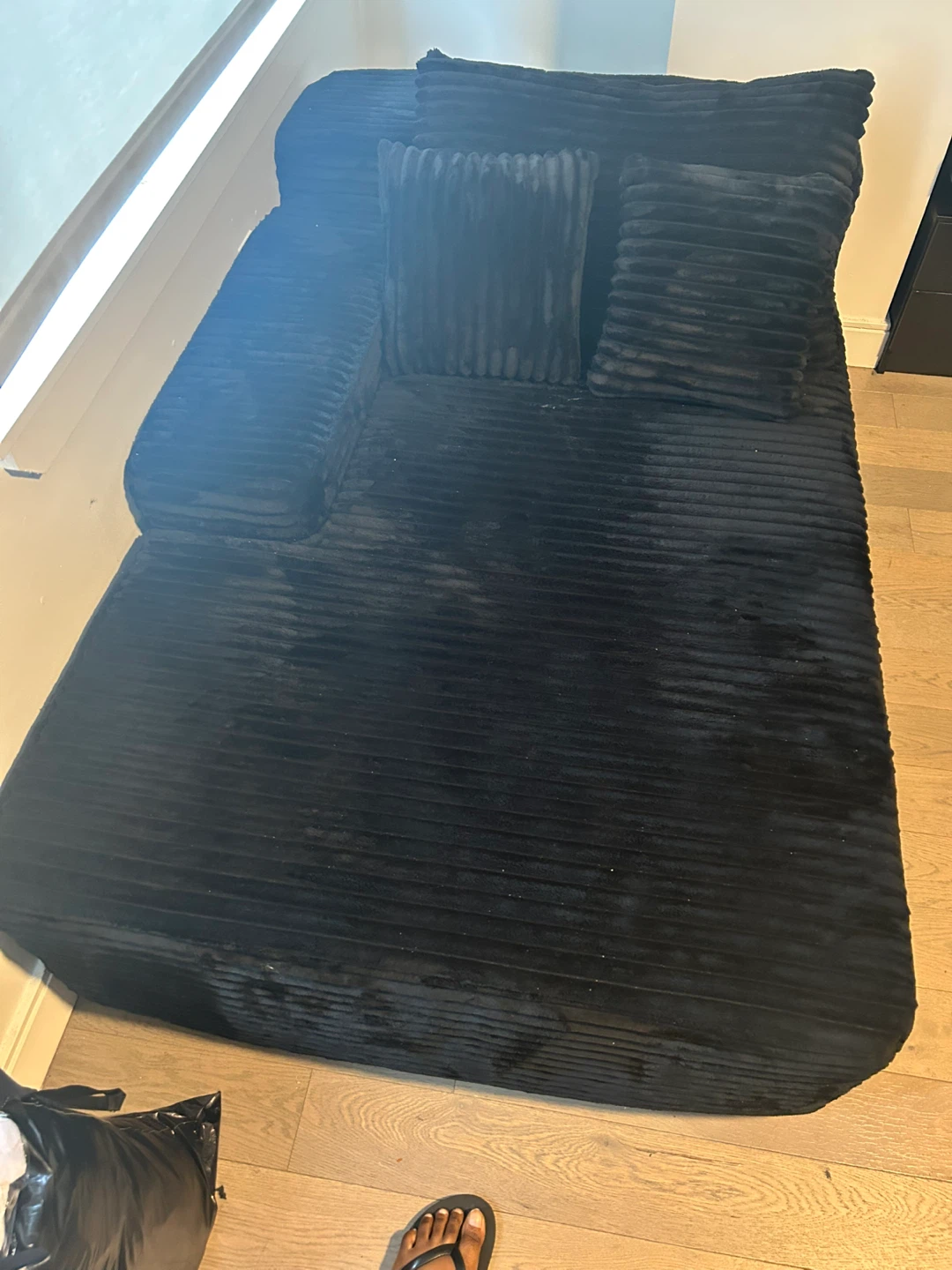Black Chaise Lounge Sofa with Pillows - photo 2