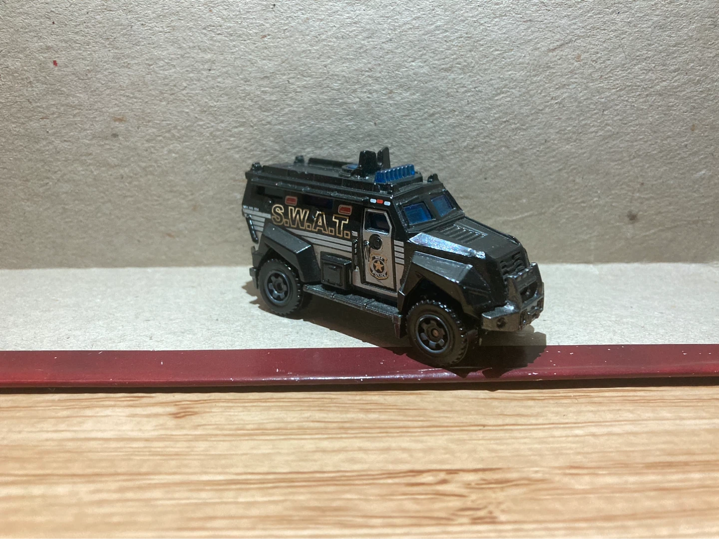 Matchbox Loose / Swat Truck / MBX Police