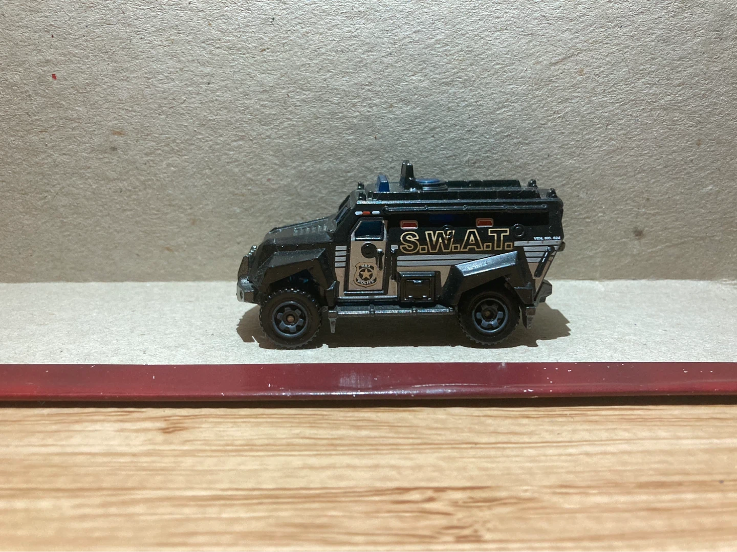 Matchbox Loose / Swat Truck / MBX Police - photo 3