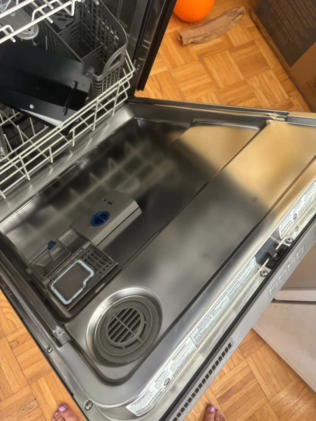 KitchenAid Dishwasher - photo 4