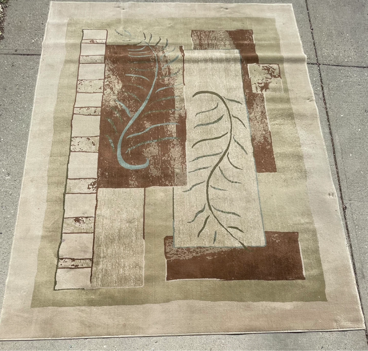 Area Rug - Modern Abstract Design