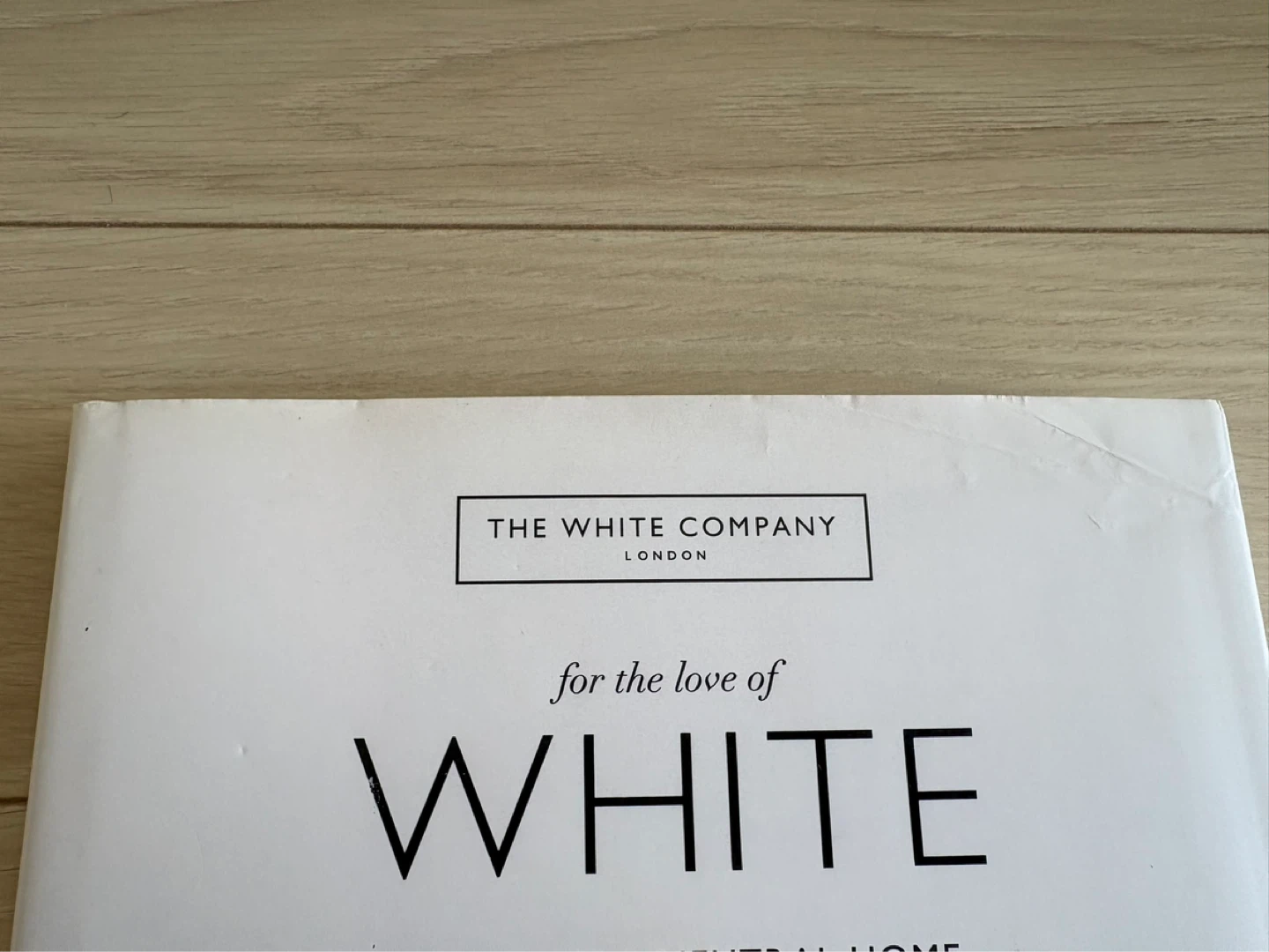 The White Company London 'For the Love of White' Book - photo 3