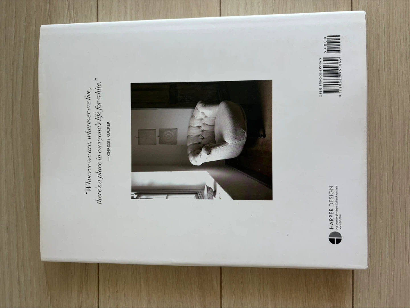 The White Company London 'For the Love of White' Book - photo 2