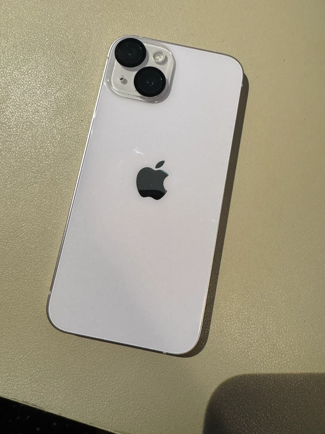 iPhone 14 with Case and Screen Protectors - photo 2