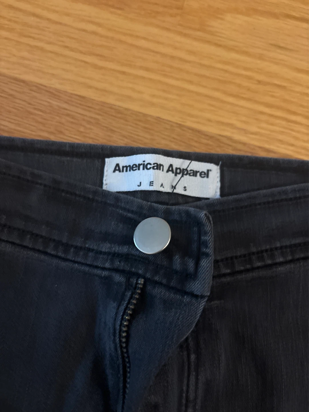 Bundle of 3 Women's Jeans (Hollister, American Apparel, BDG) - photo 2
