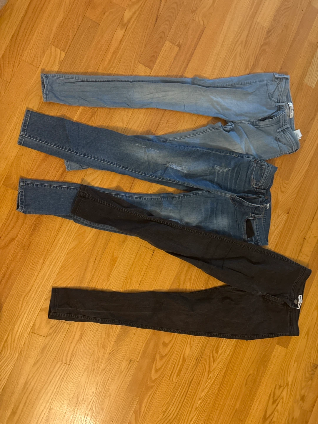 Bundle of 3 Women's Jeans (Hollister, American Apparel, BDG)