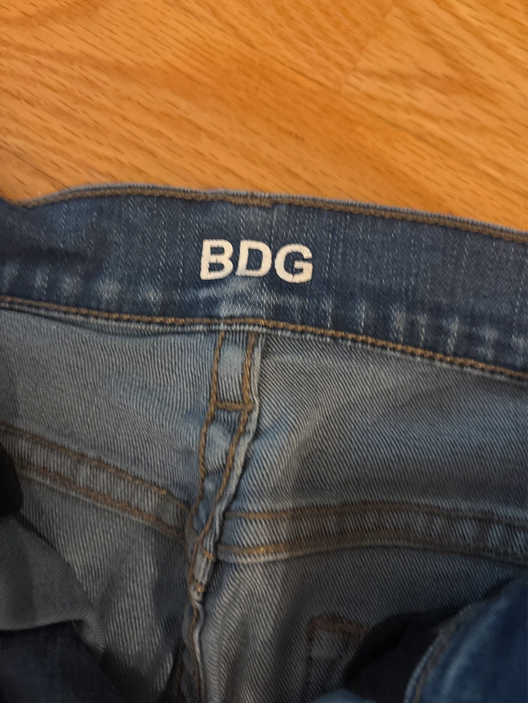 Bundle of 3 Women's Jeans (Hollister, American Apparel, BDG) - photo 3