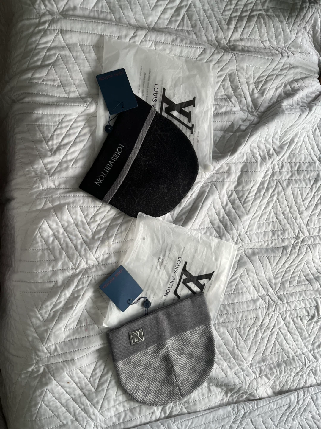 Louis Vuitton Beanies - Black & Grey - photo 2