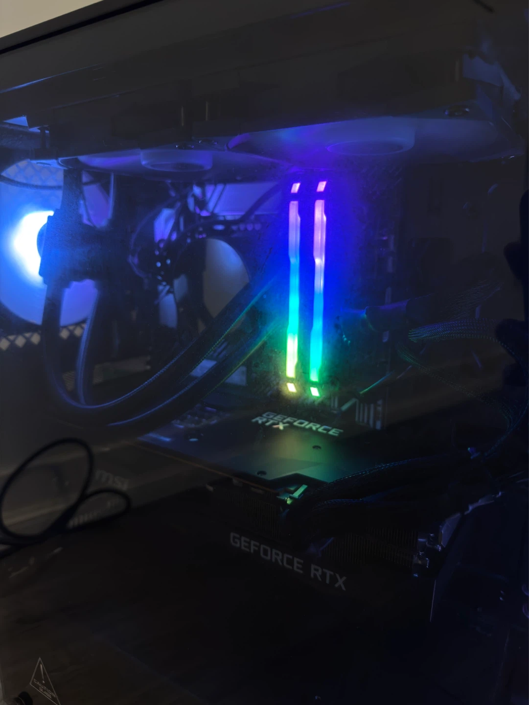 Gaming PC with Intel i7 and RTX 3080 - photo 2