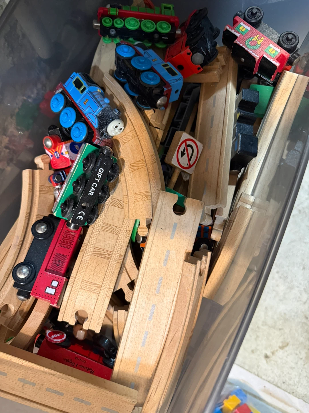 Thomas & Friends Wooden Train Set & Track Pieces