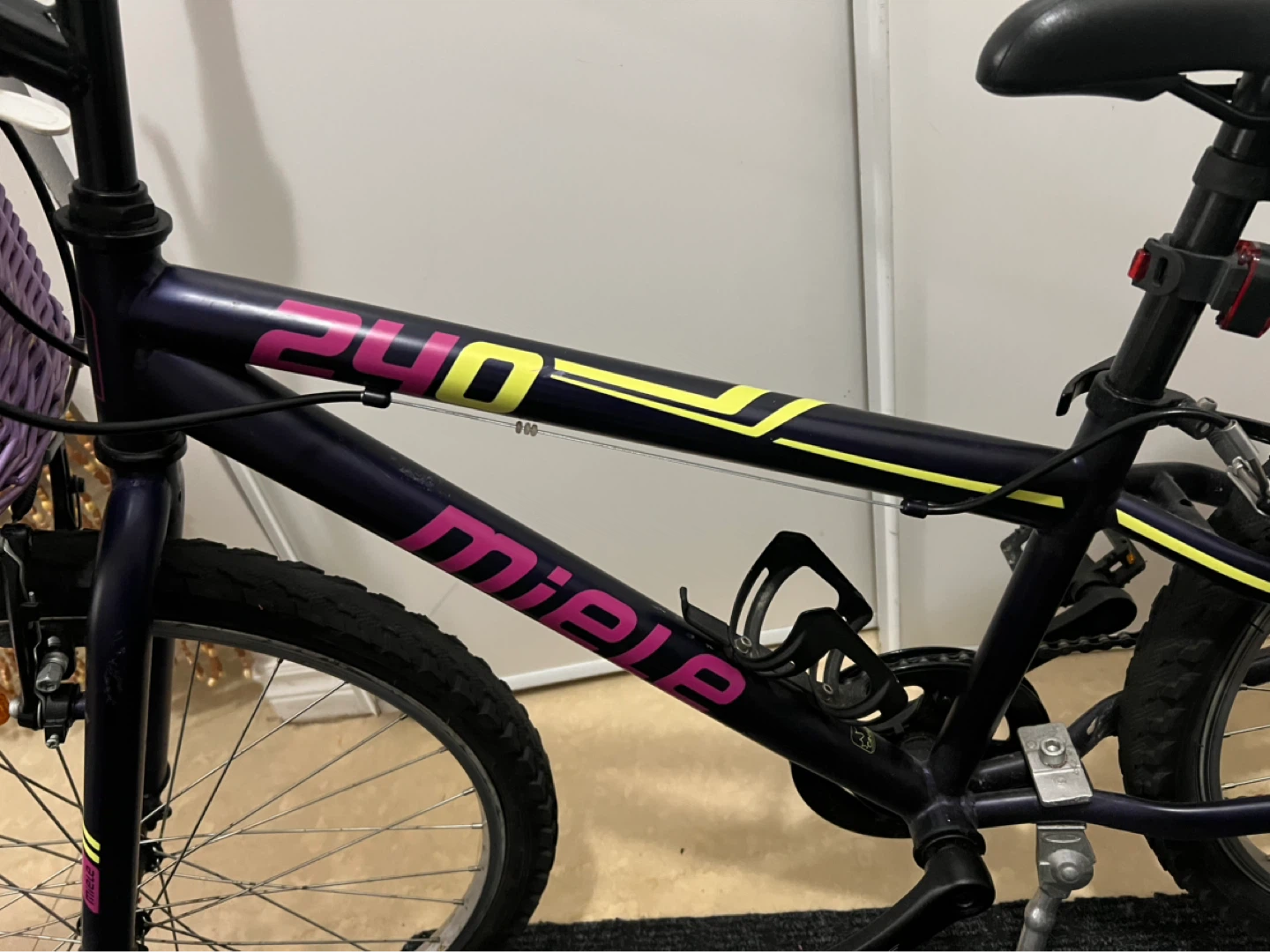 Girls’ 24” Miele Bike with Basket 💜 - photo 2