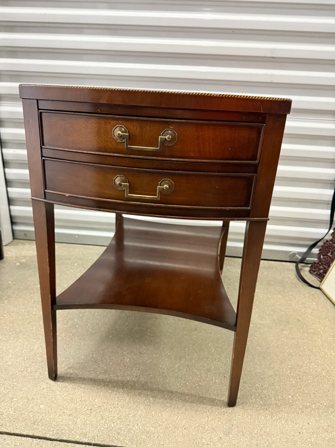Vintage English Regency Gen Mahogany Side Table w/ Leather top