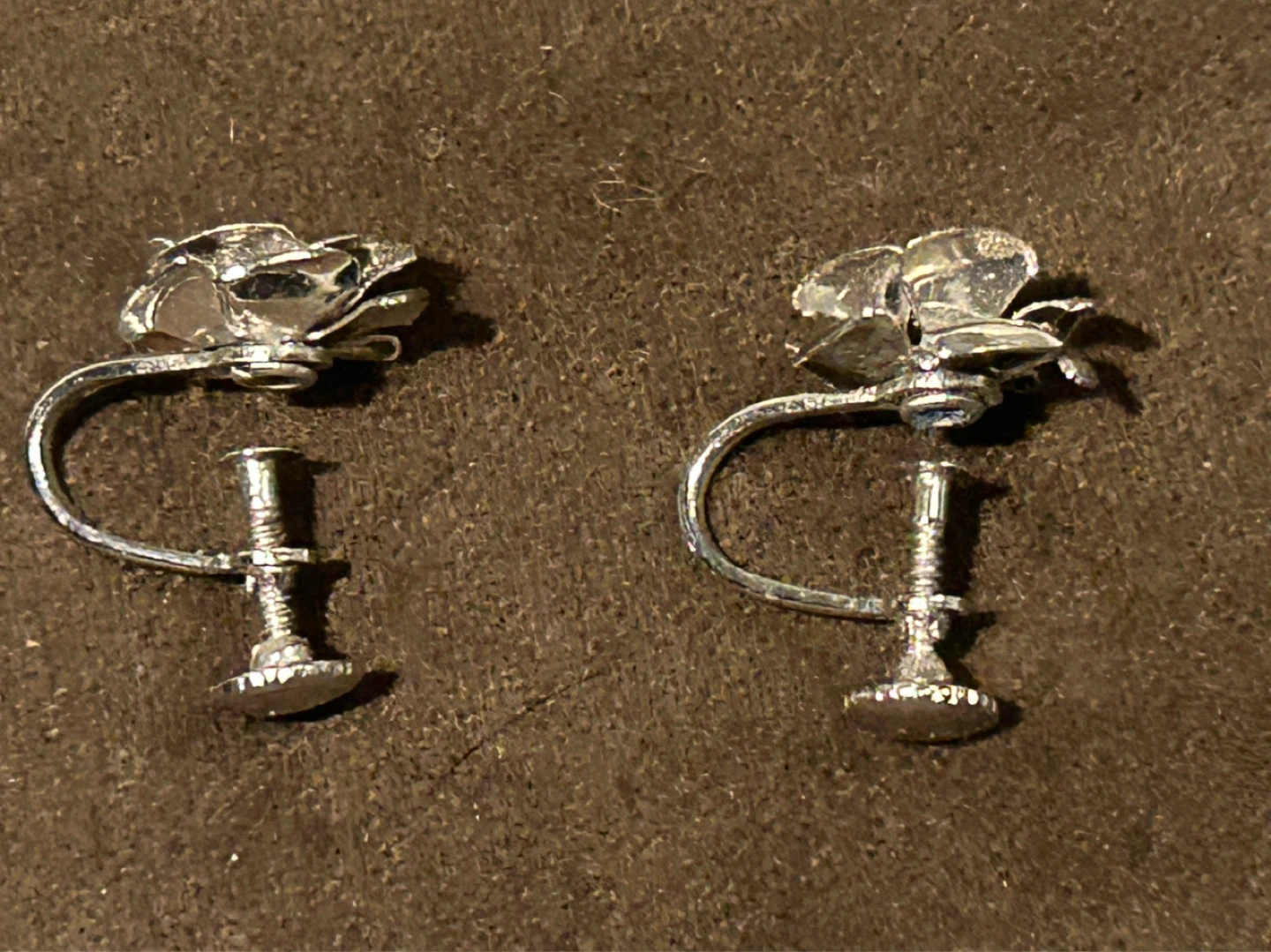 Vintage Silver Flower Pearl Screw-Back Earrings - photo 4