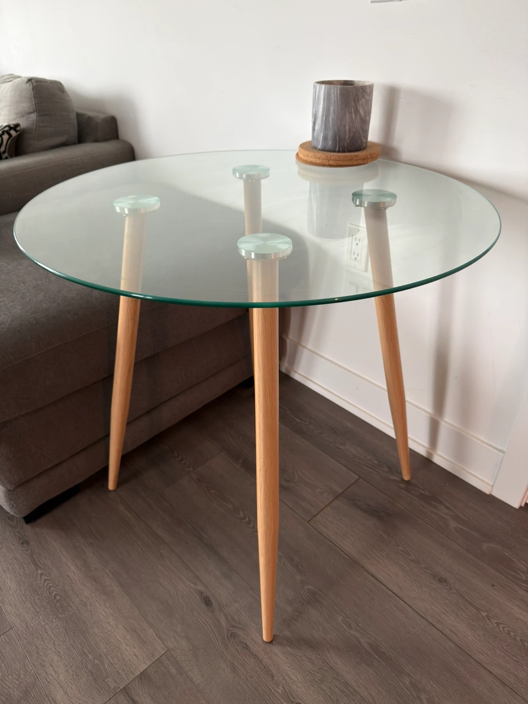Round Glass Dining Table