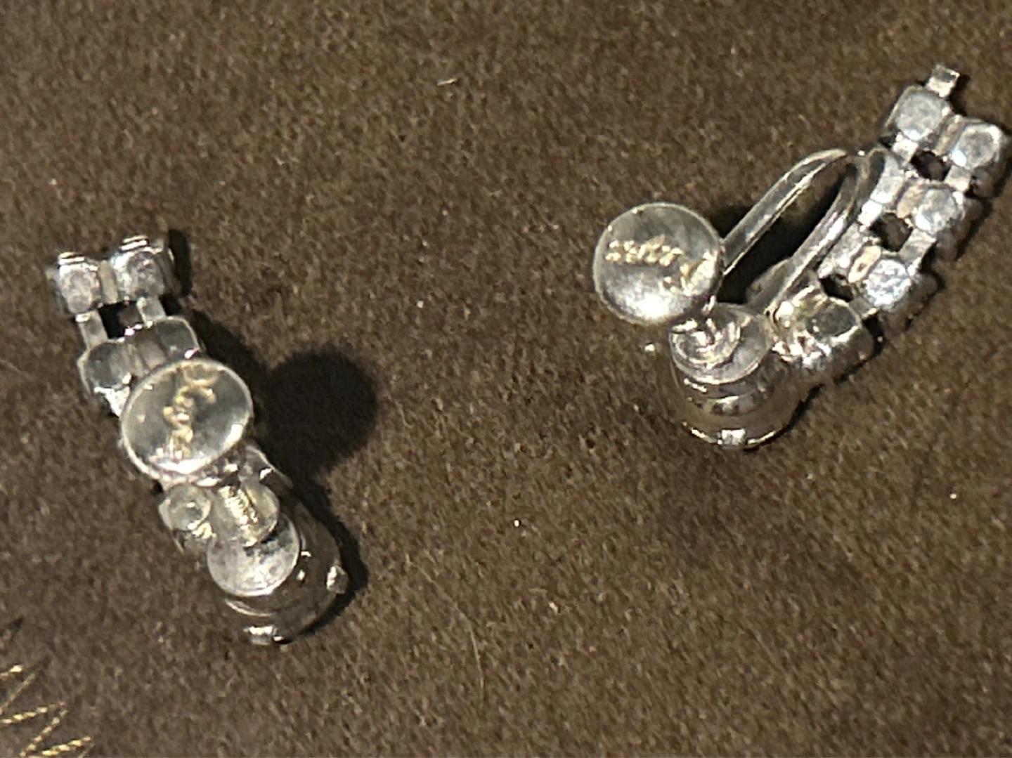 Vintage Screw-Back Rhinestone Earrings - photo 3