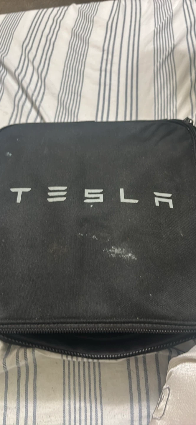Tesla Mobile Connector with Adapters - photo 3
