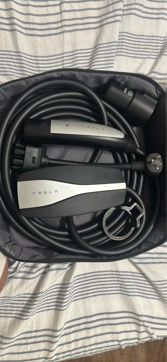 Tesla Mobile Connector with Adapters - photo 2