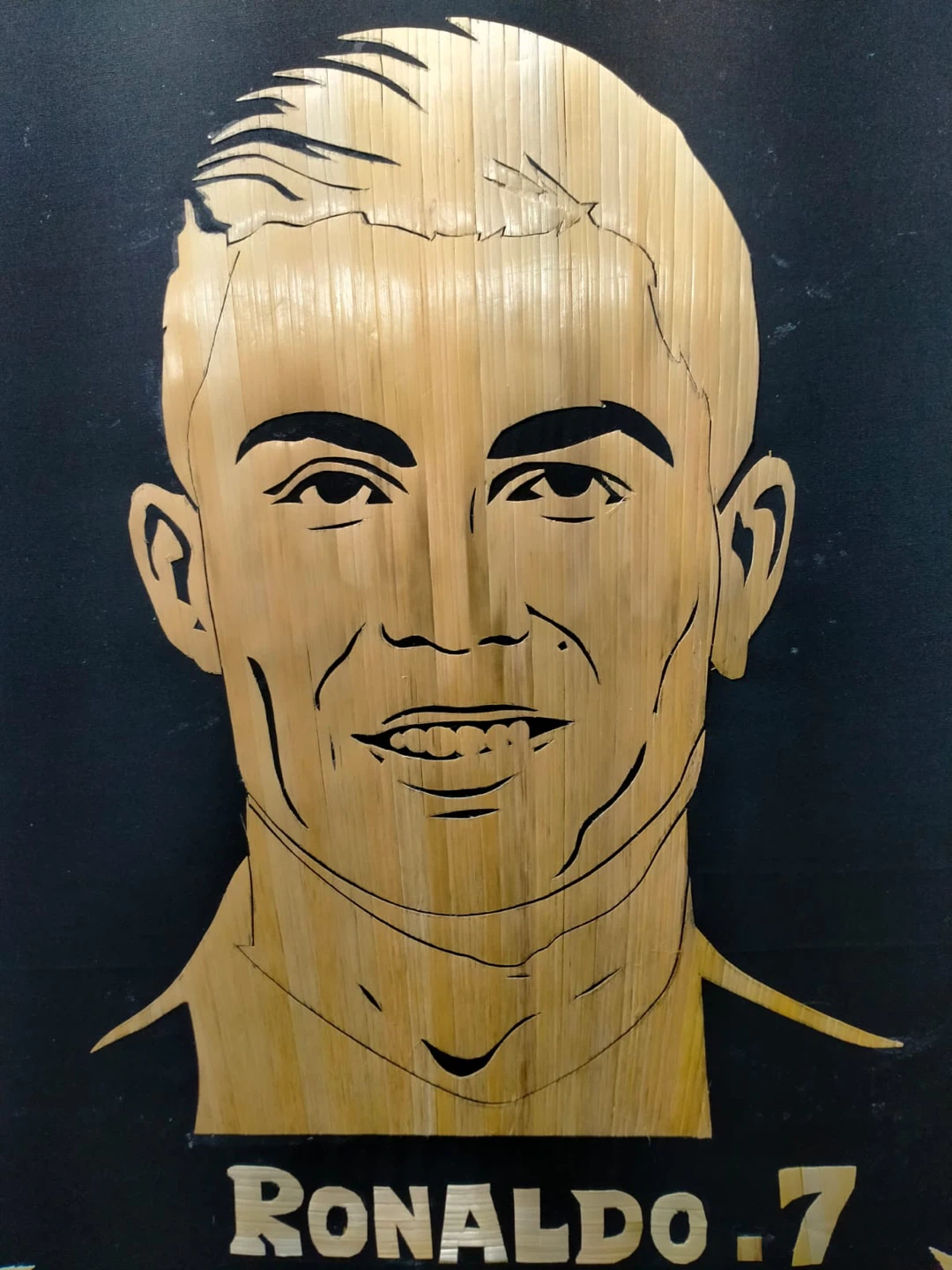 Cristiano Ronaldo Wheat straw art 24*18 inches on Black Fabric - photo 3